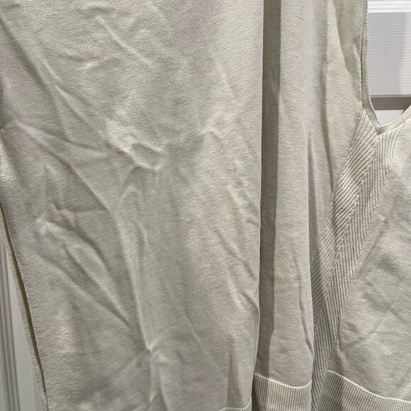 Lululemon Free To Coast Poncho Wrap Sweater Heathered Dove Gray Cream Women’s OS - Picture 12 of 12